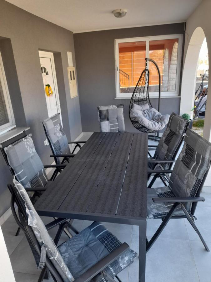 Apartmani Plesa Vir Εξωτερικό φωτογραφία